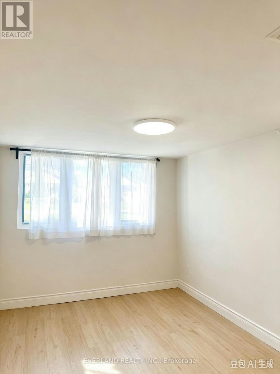 BSMT-808 Midland Avenue, Toronto, ON, M1K 4E7 - 3