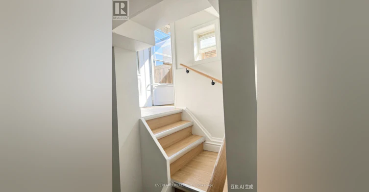 BSMT-808 Midland Avenue, Toronto, ON, M1K 4E7 - 2