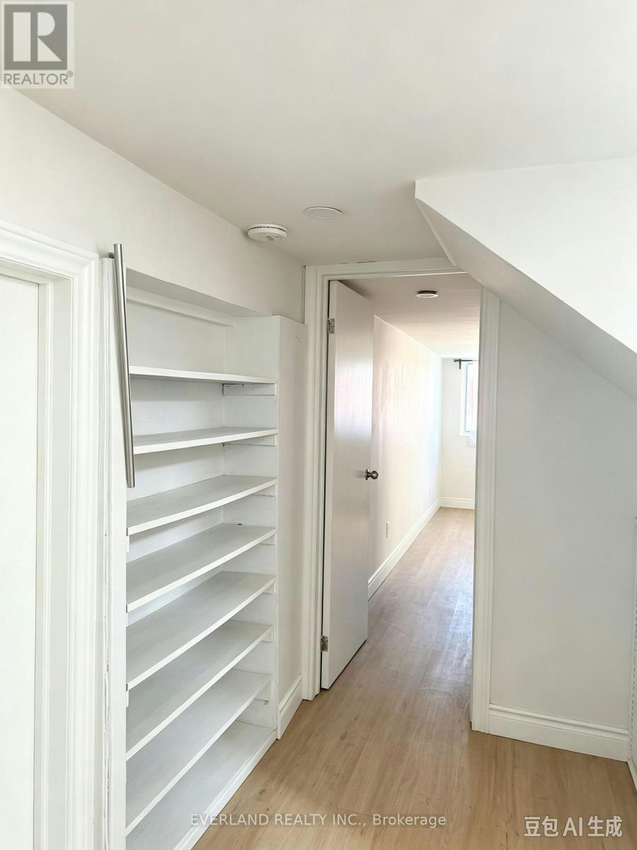 BSMT-808 Midland Avenue, Toronto, ON, M1K 4E7 - 5