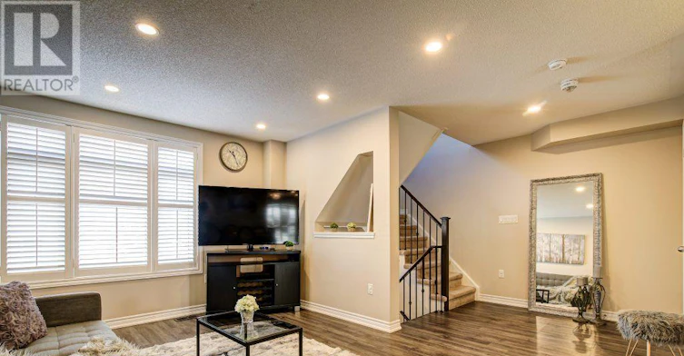 26 Streathern Way, Clarington, ON, L1C 0S4 - 4
