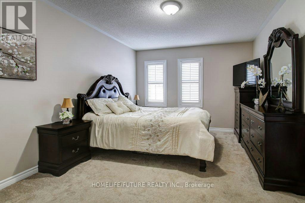 26 Streathern Way, Clarington, ON, L1C 0S4 - 19