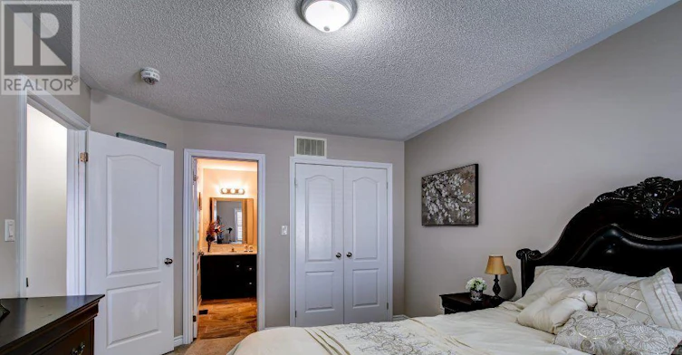 26 Streathern Way, Clarington, ON, L1C 0S4 - 13
