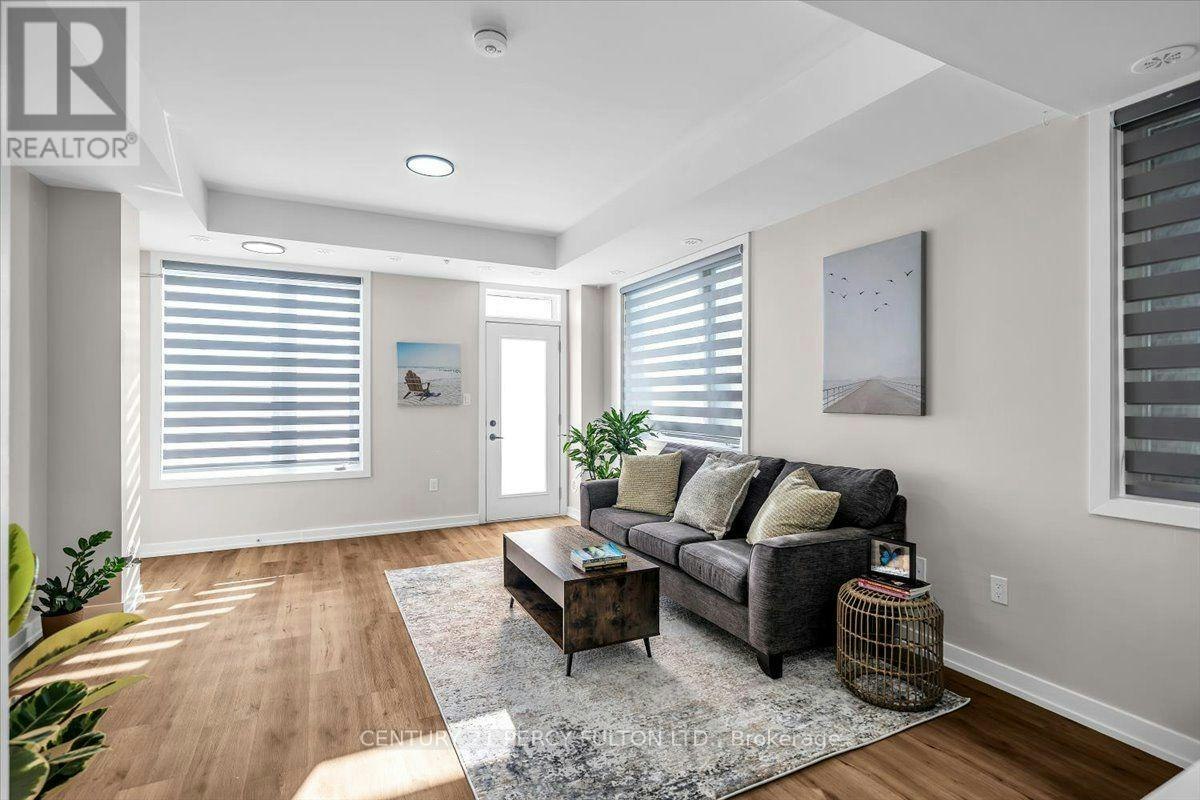 207-1555 Kingston Pickering ON Road Road, Pickering, ON, L1V 0E9 - 8