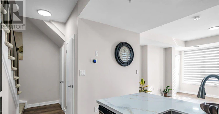 207-1555 Kingston Pickering ON Road Road, Pickering, ON, L1V 0E9 - 11