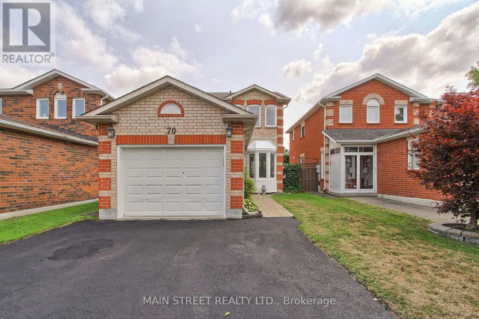 70 Dunsmore Crescent, Richmond Hill, ON, L4C 0C5
