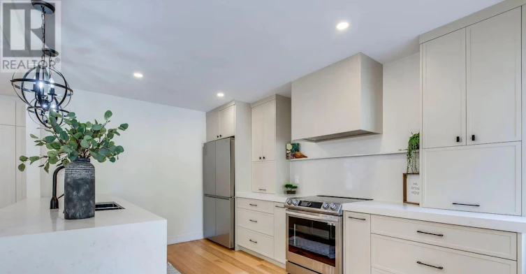 MAIN-4230 Credit Pointe Drive, Mississauga, ON, L5M 3K2 - 9