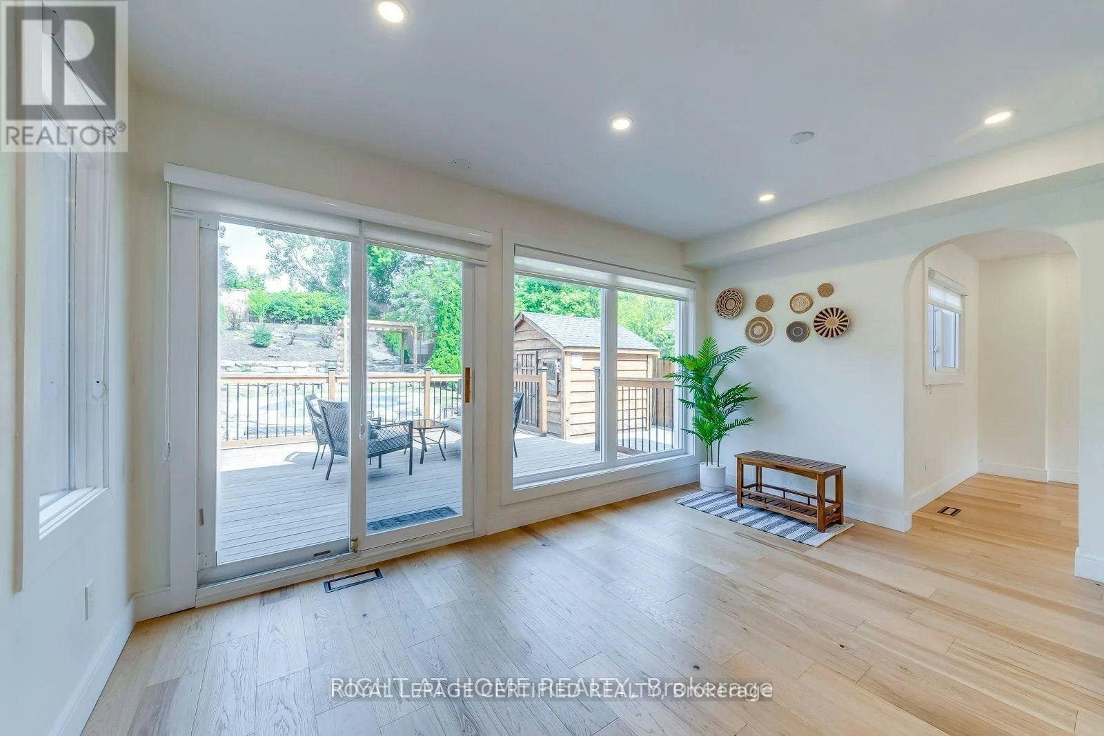 MAIN-4230 Credit Pointe Drive, Mississauga, ON, L5M 3K2 - 13