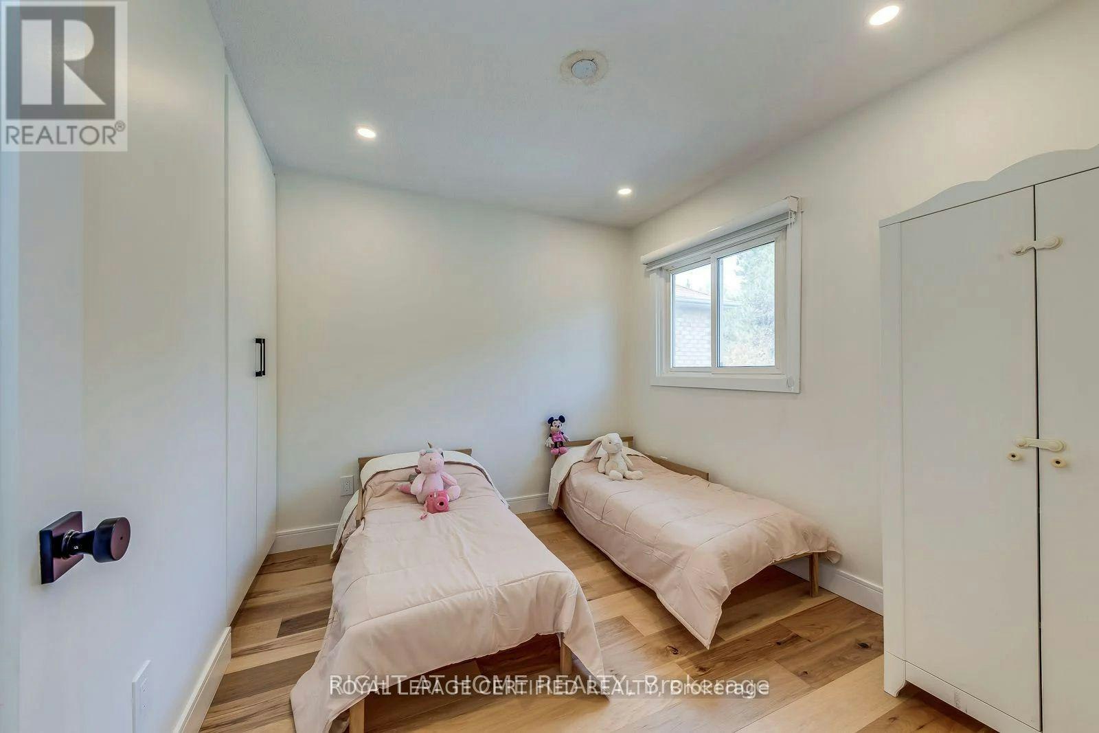 MAIN-4230 Credit Pointe Drive, Mississauga, ON, L5M 3K2 - 30