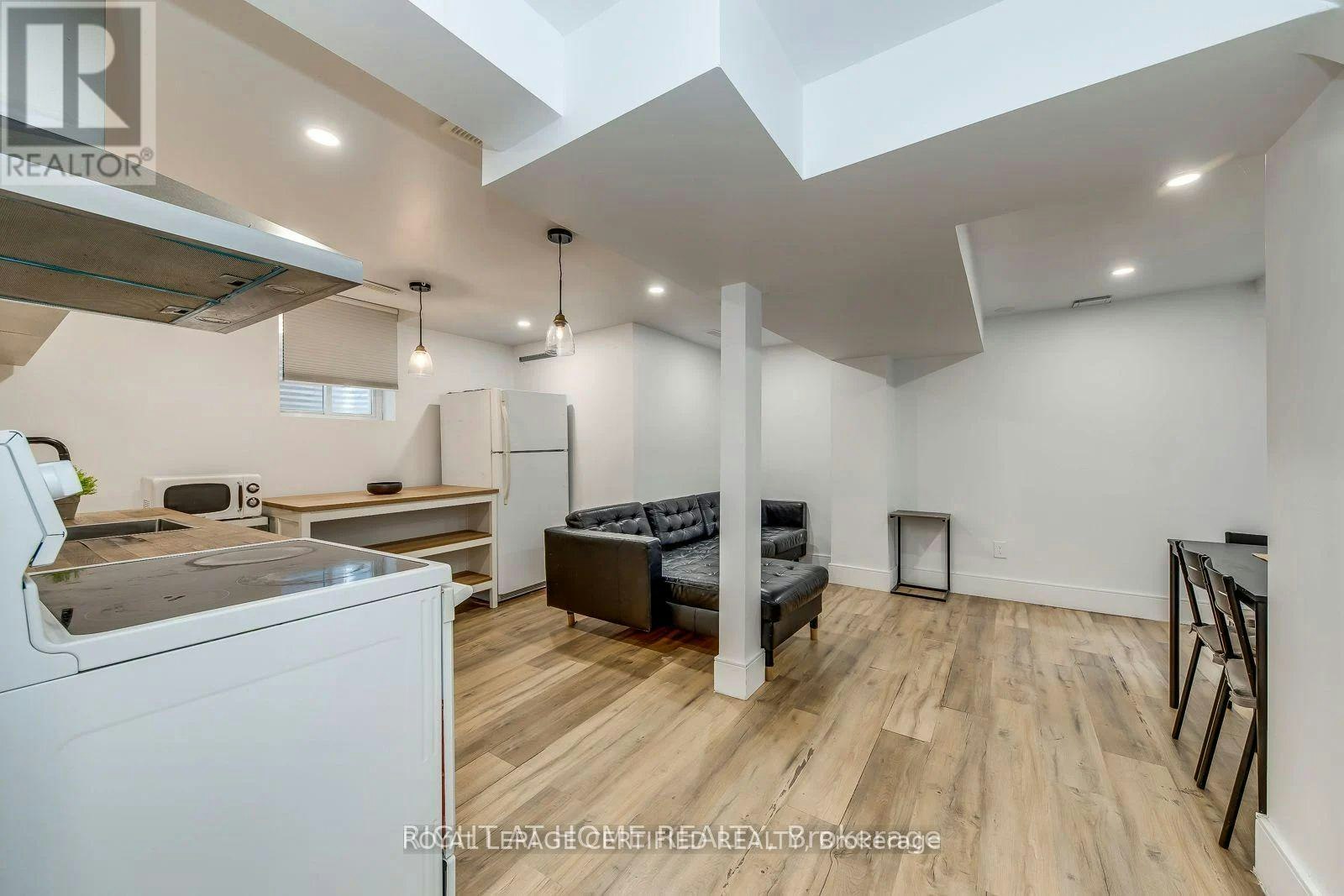 BSMT-4230 Credit Pointe Drive, Mississauga, ON, L5M 3K2 - 7