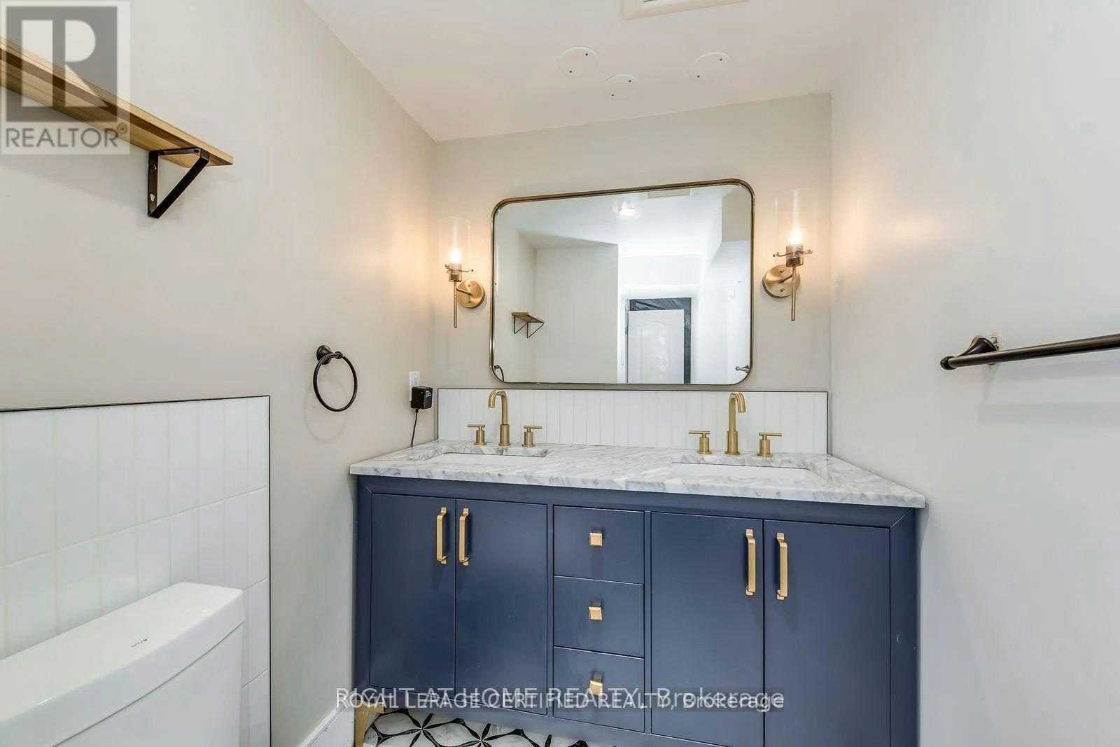 BSMT-4230 Credit Pointe Drive, Mississauga, ON, L5M 3K2 - 11