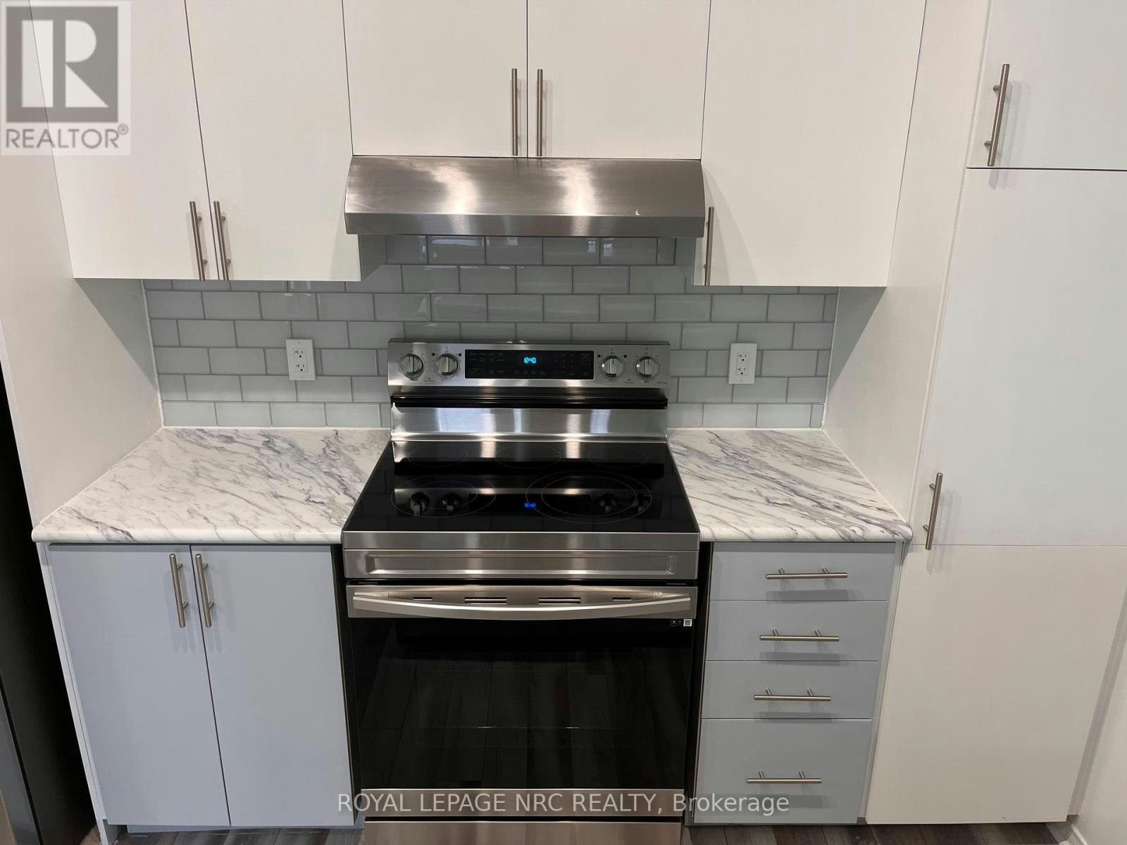 102-5035 Oscar Peterson Boulevard, Mississauga, ON, L5M 0P4 - 5