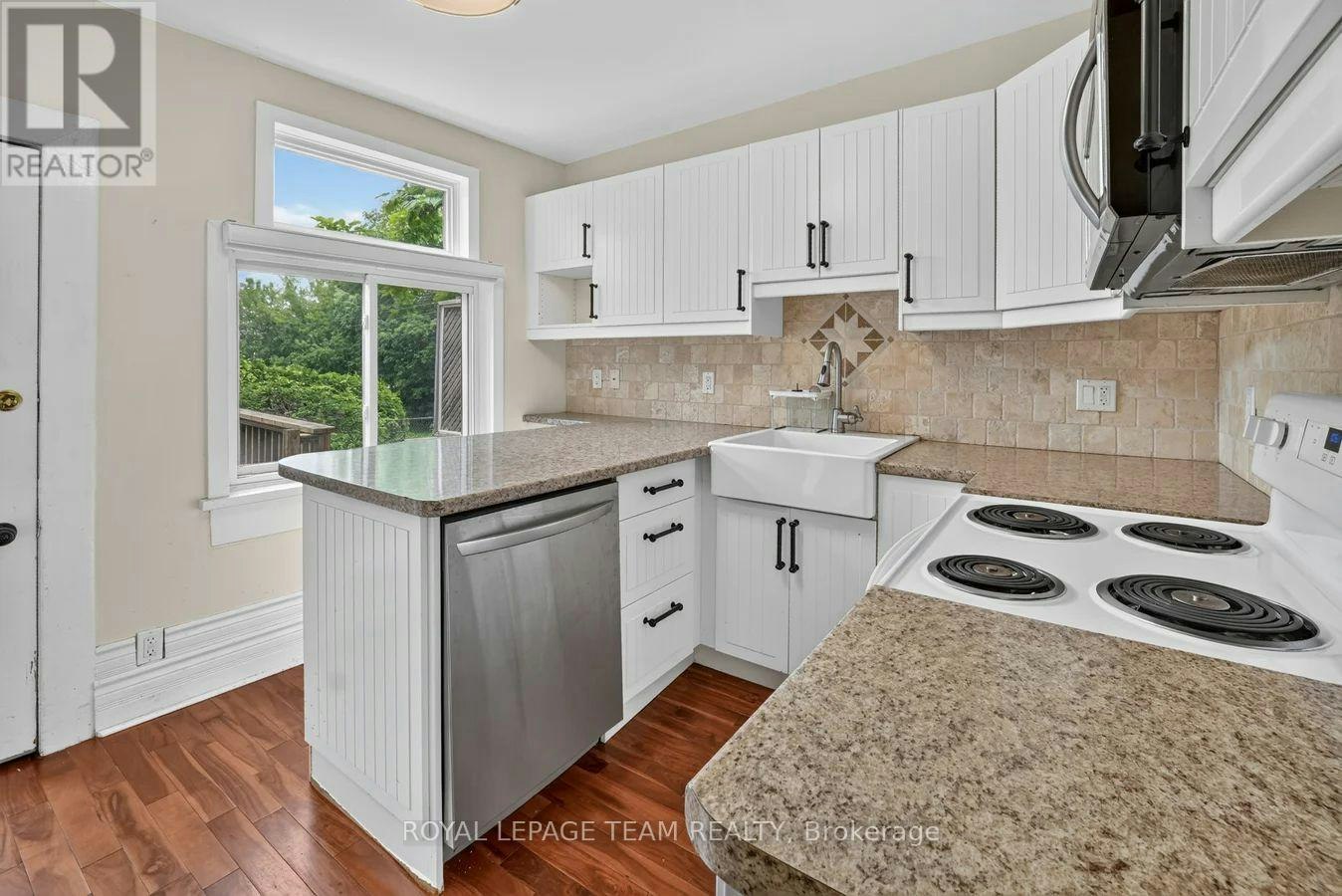 1-19 Desjardins Avenue, Ottawa, ON, K1N 5N8 - 7
