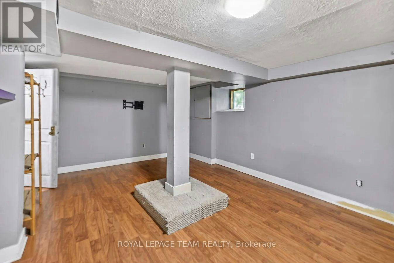 1-19 Desjardins Avenue, Ottawa, ON, K1N 5N8 - 11