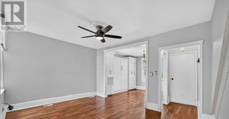 1-19 Desjardins Avenue, Ottawa, ON, K1N 5N8 - 5