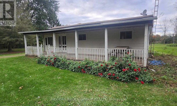 6542 6th Concession Road