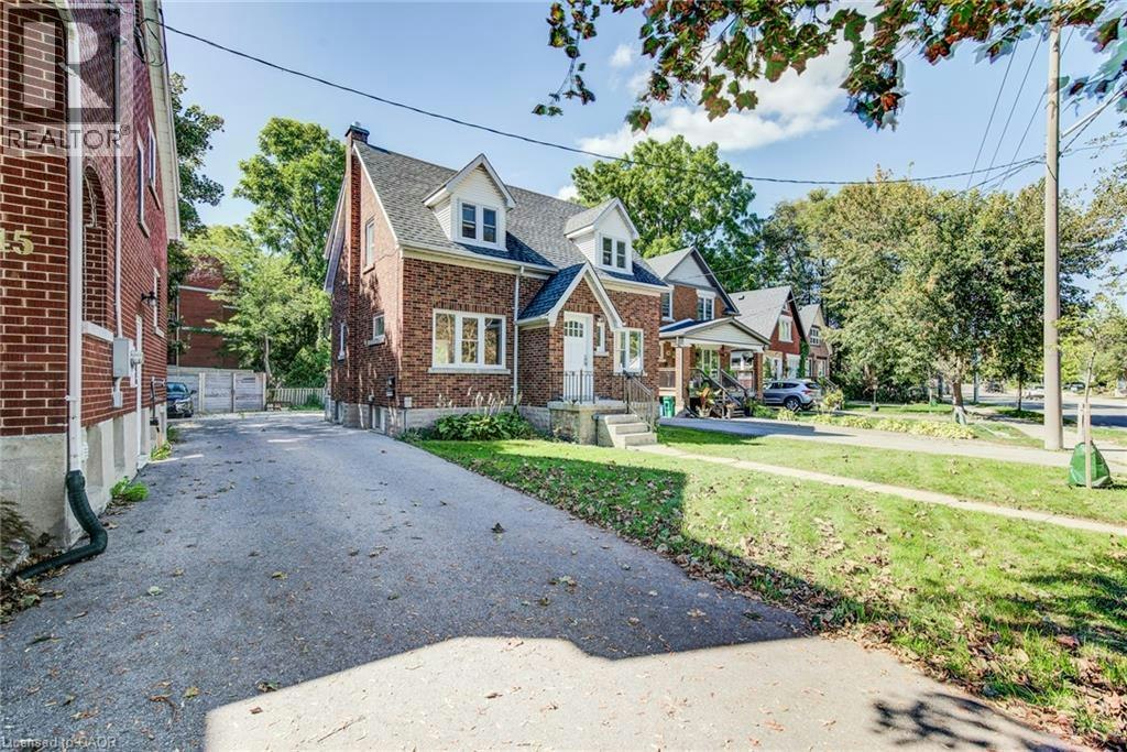 1-49 West Avenue, Kitchener, ON, N2M 1X4 - 3