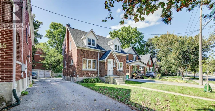 1-49 West Avenue, Kitchener, ON, N2M 1X4 - 3