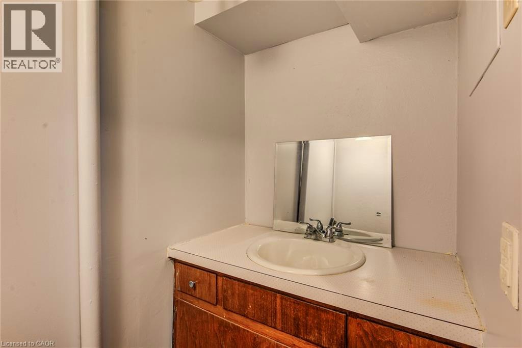 1-49 West Avenue, Kitchener, ON, N2M 1X4 - 28