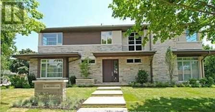 6 Bemersyde Drive, Toronto, ON, M9A 2S3