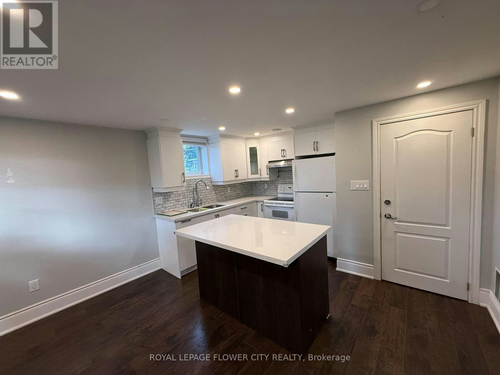 66 Ikley Road, Toronto, ON, M3J 1C6