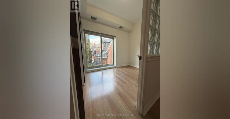 UPPER Unit 1090a Bloor Street W, Toronto, ON, M6H 1M6 - 10