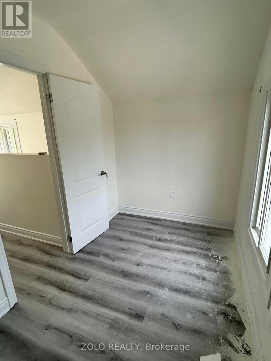 2-4299 Second Avenue, Niagara Falls, ON, L2E 4G8 - 5