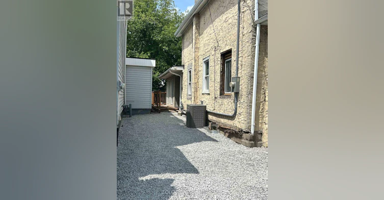 2-4299 Second Avenue, Niagara Falls, ON, L2E 4G8 - 8