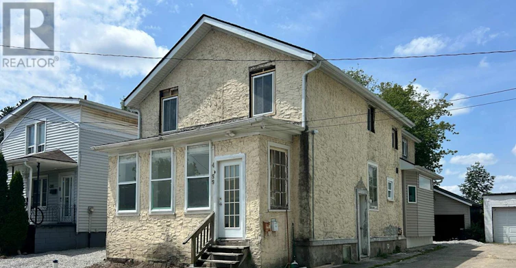 1-4299 Second Avenue, Niagara Falls, ON, L2E 4G8 - 2
