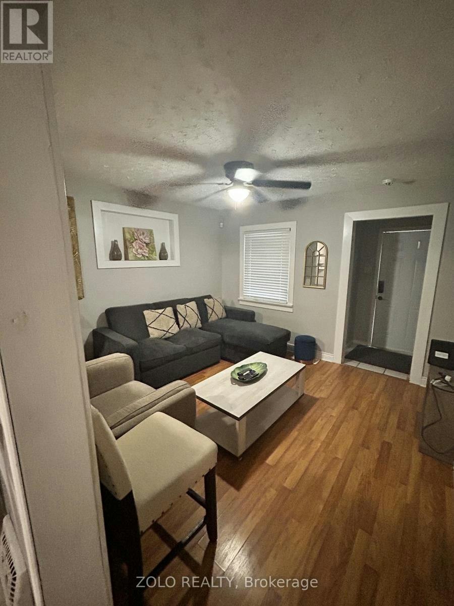 UPPER-6325 Murray Street, Niagara Falls, ON, L2G 2K8 - 5