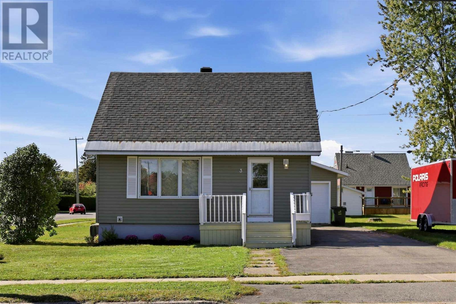 3 Weldon Avenue, Sault Ste. Marie, ON, P6B 3C4