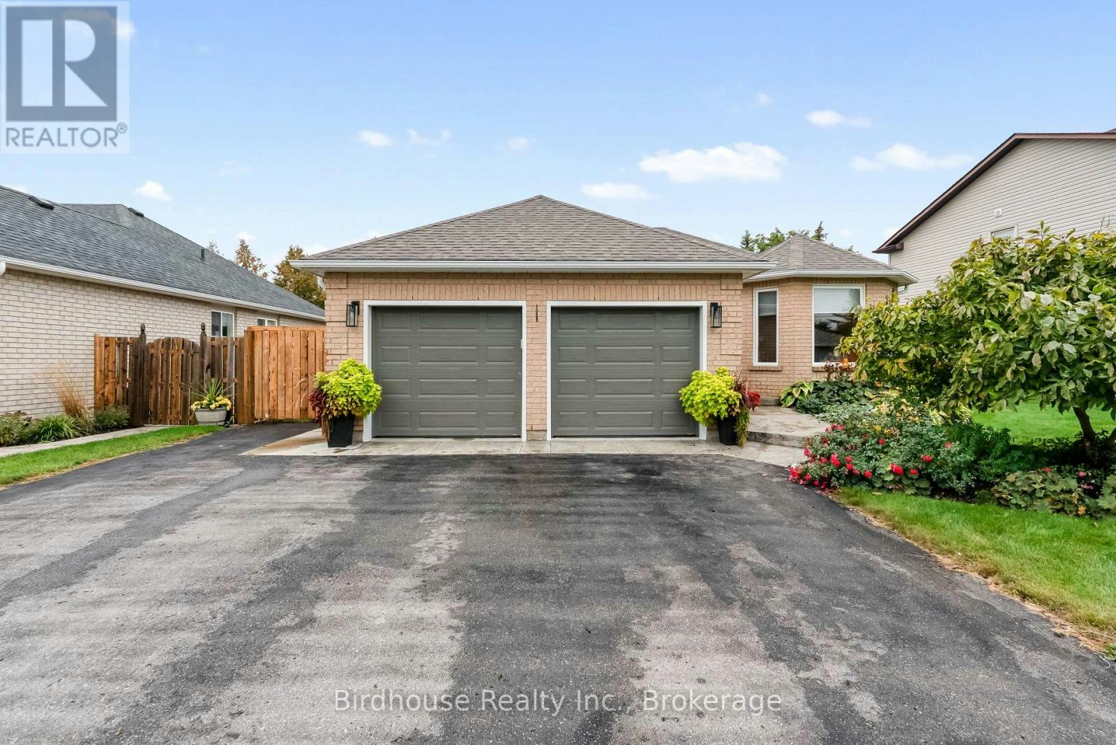 25 Kirkconnell Road, Kawartha Lakes, ON, K9V 6E7