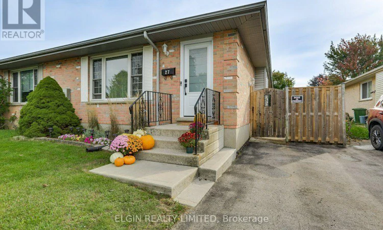 27 Carrie Crescent