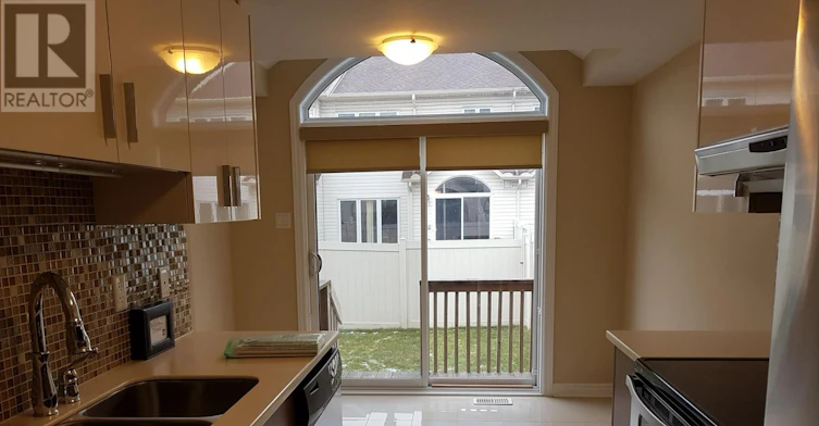 348 Tourmaline Crescent, Ottawa, ON, K2J 5X4 - 7
