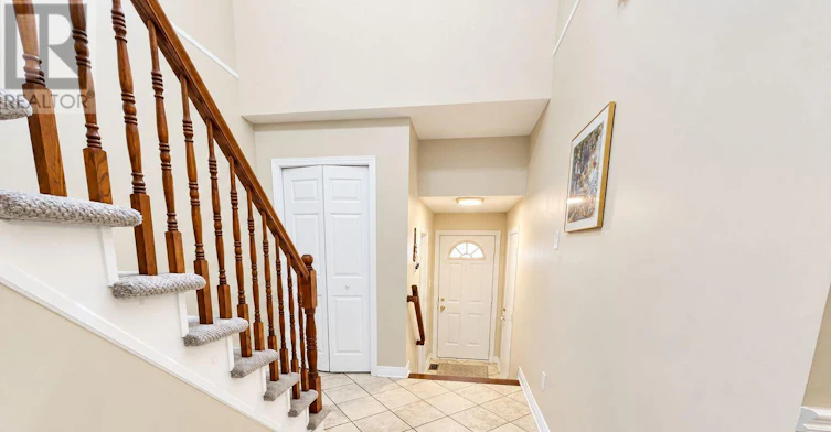 38 Redpath Drive, Ottawa, ON, K2G 6E4 - 2