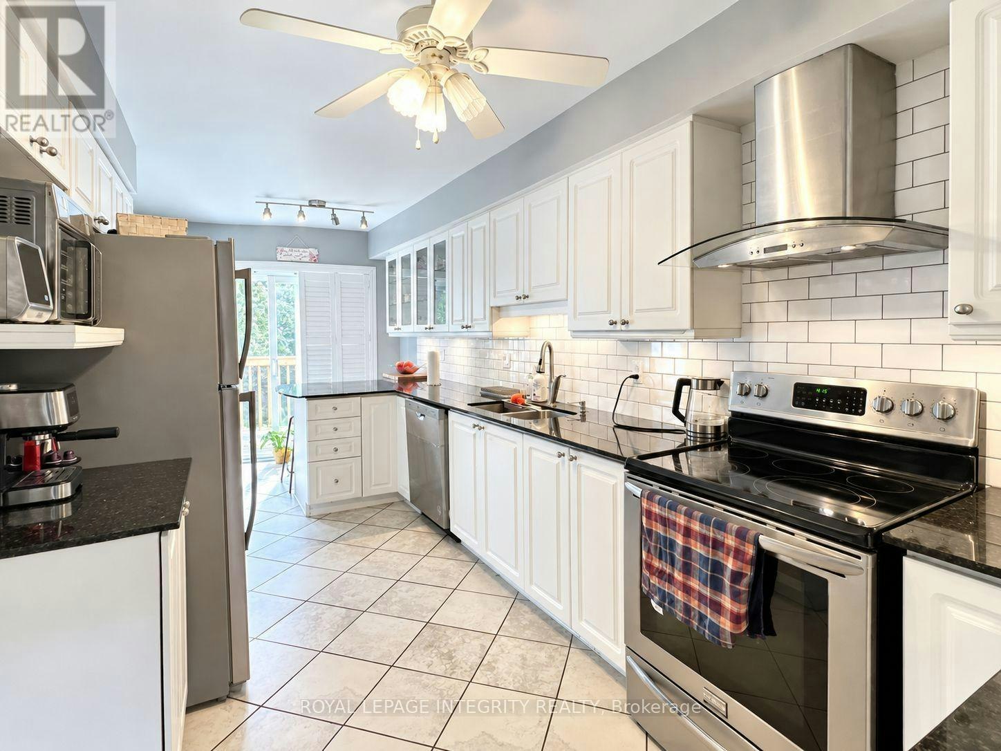 38 Redpath Drive, Ottawa, ON, K2G 6E4 - 8