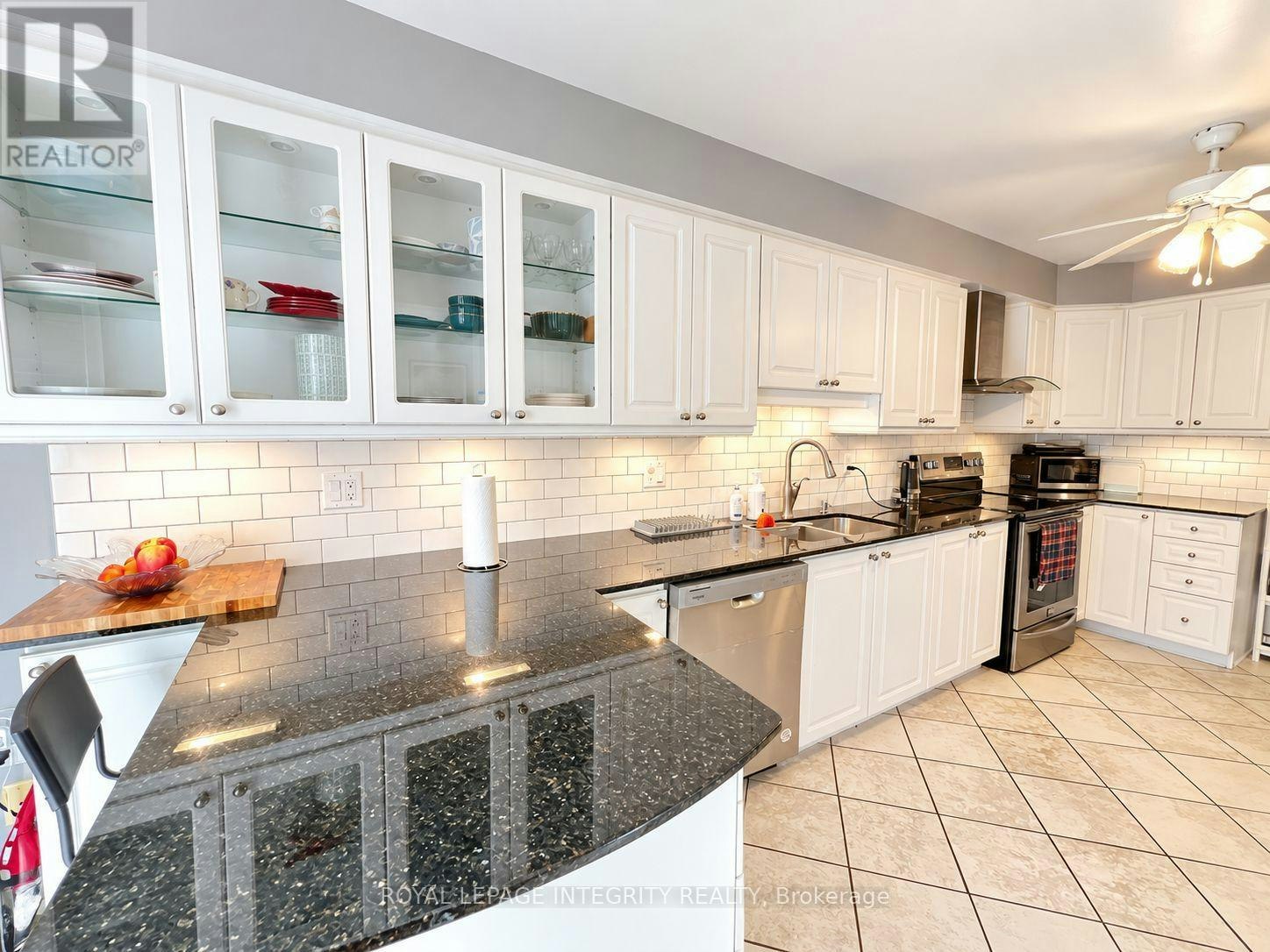 38 Redpath Drive, Ottawa, ON, K2G 6E4 - 9