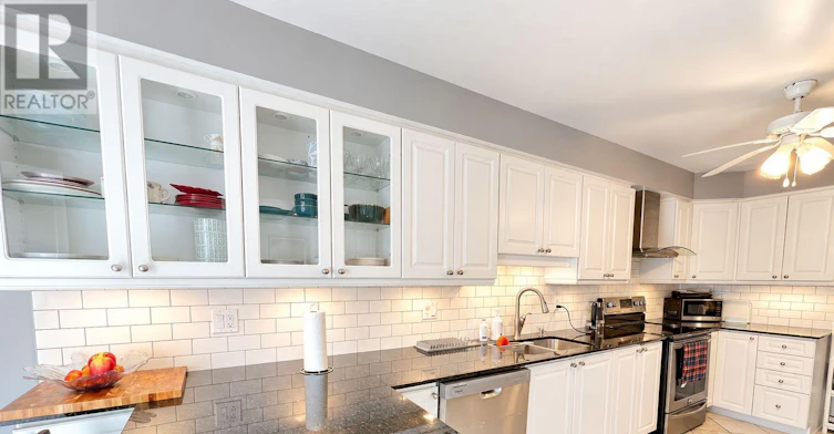 38 Redpath Drive, Ottawa, ON, K2G 6E4 - 9