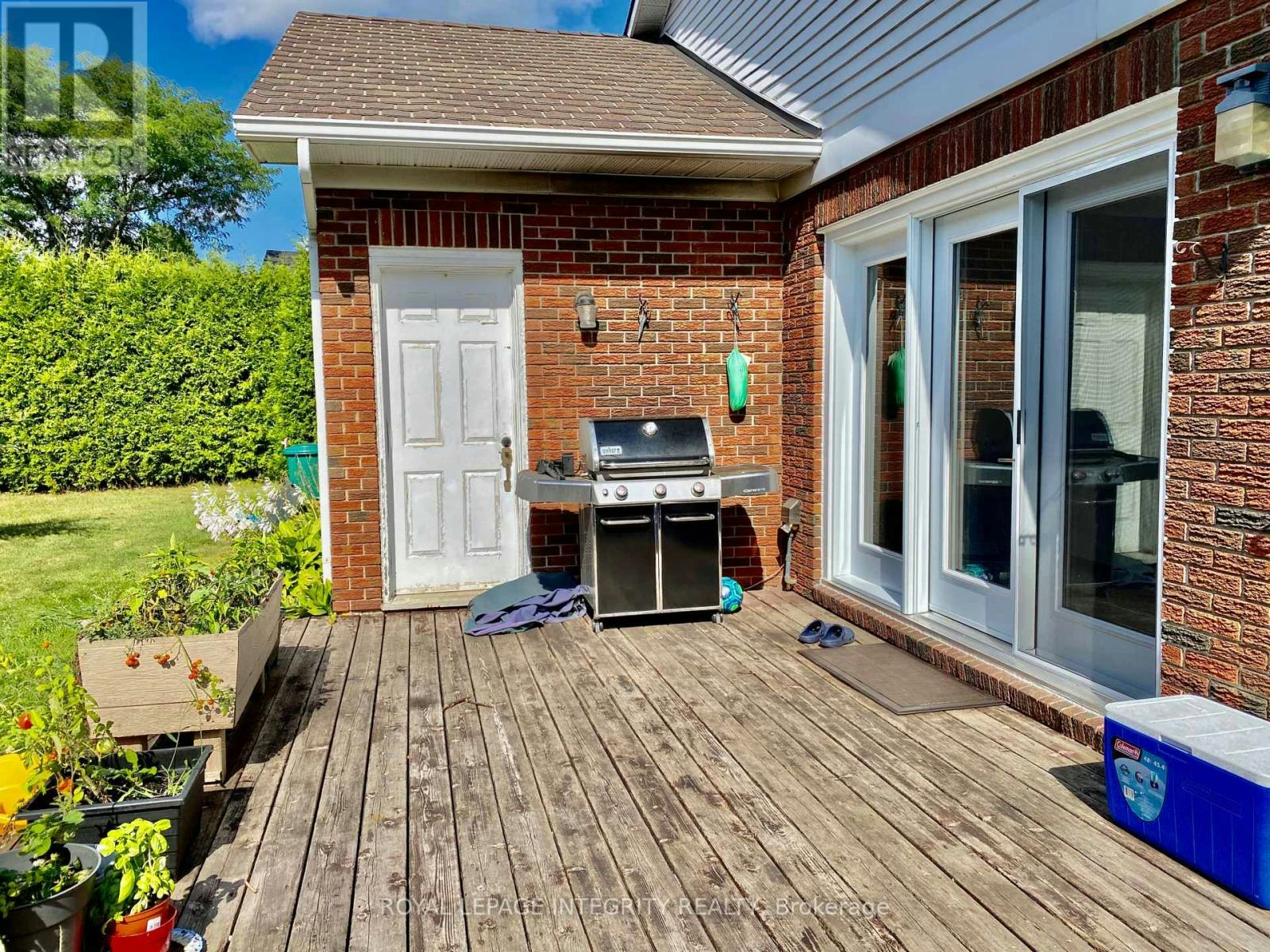2 Tunbridge Court, Ottawa, ON, K2E 7J8 - 33