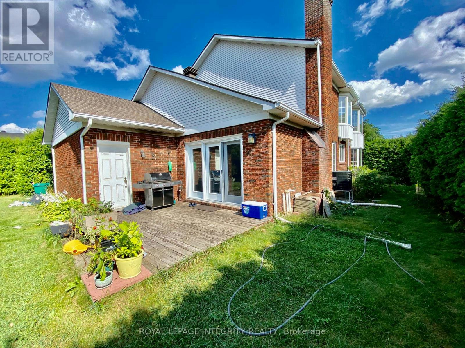 2 Tunbridge Court, Ottawa, ON, K2E 7J8 - 32