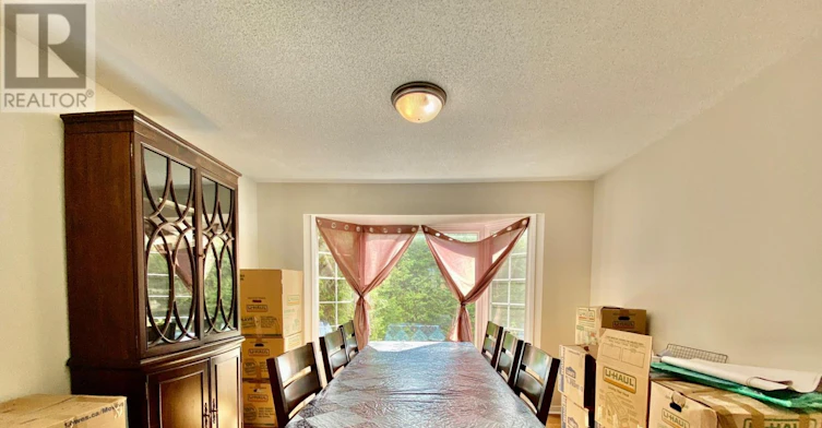 2 Tunbridge Court, Ottawa, ON, K2E 7J8 - 15
