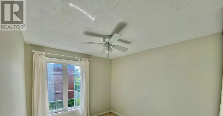 2 Tunbridge Court, Ottawa, ON, K2E 7J8 - 26