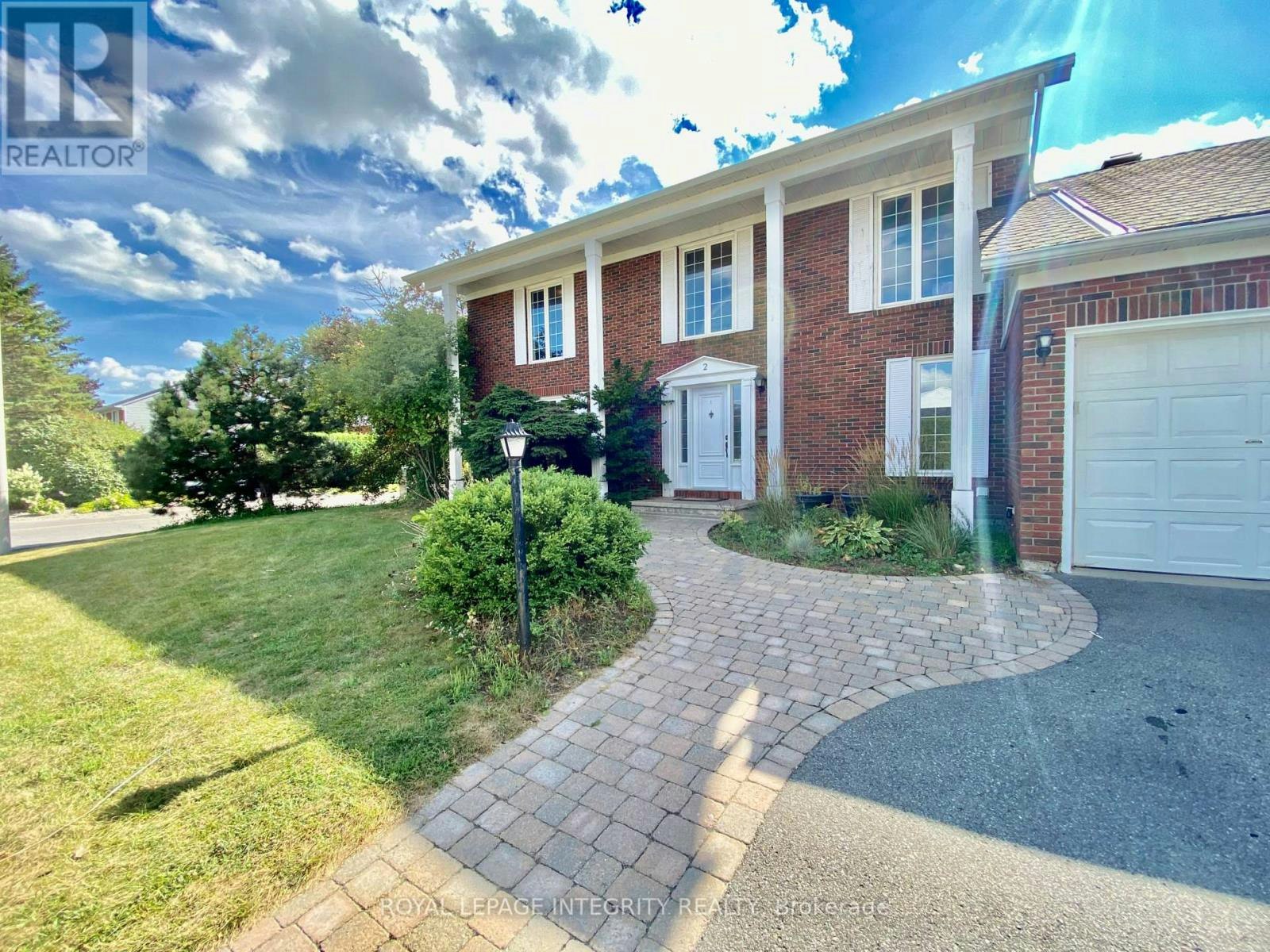 2 Tunbridge Court, Ottawa, ON, K2E 7J8 - 3