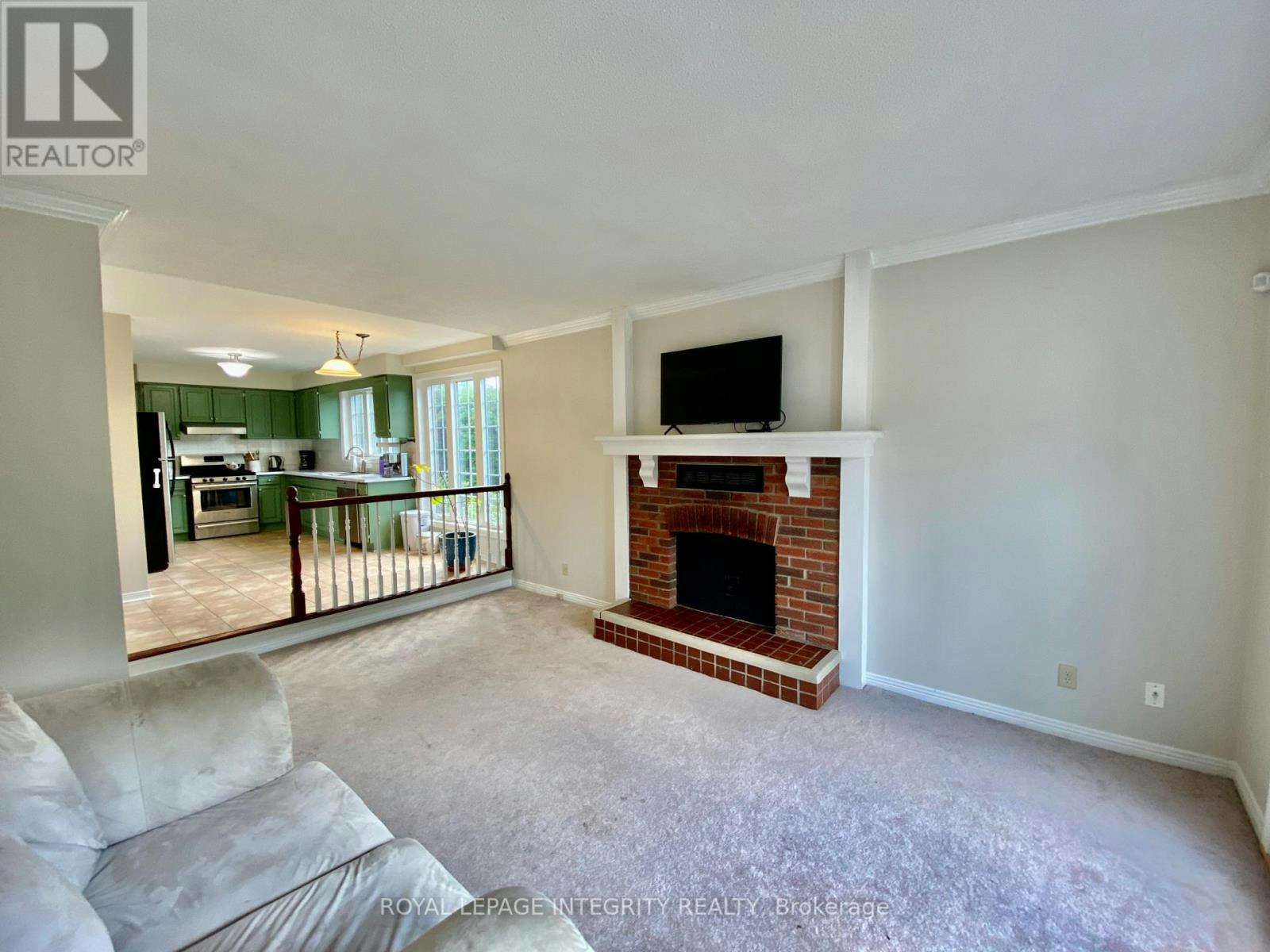 2 Tunbridge Court, Ottawa, ON, K2E 7J8 - 9