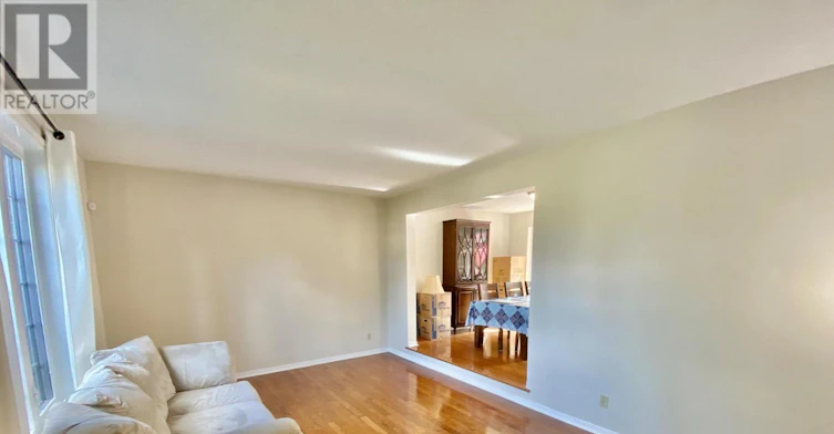 2 Tunbridge Court, Ottawa, ON, K2E 7J8 - 7
