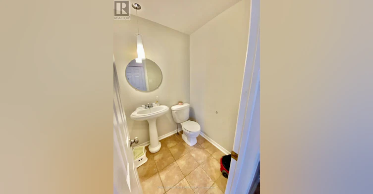 2 Tunbridge Court, Ottawa, ON, K2E 7J8 - 4