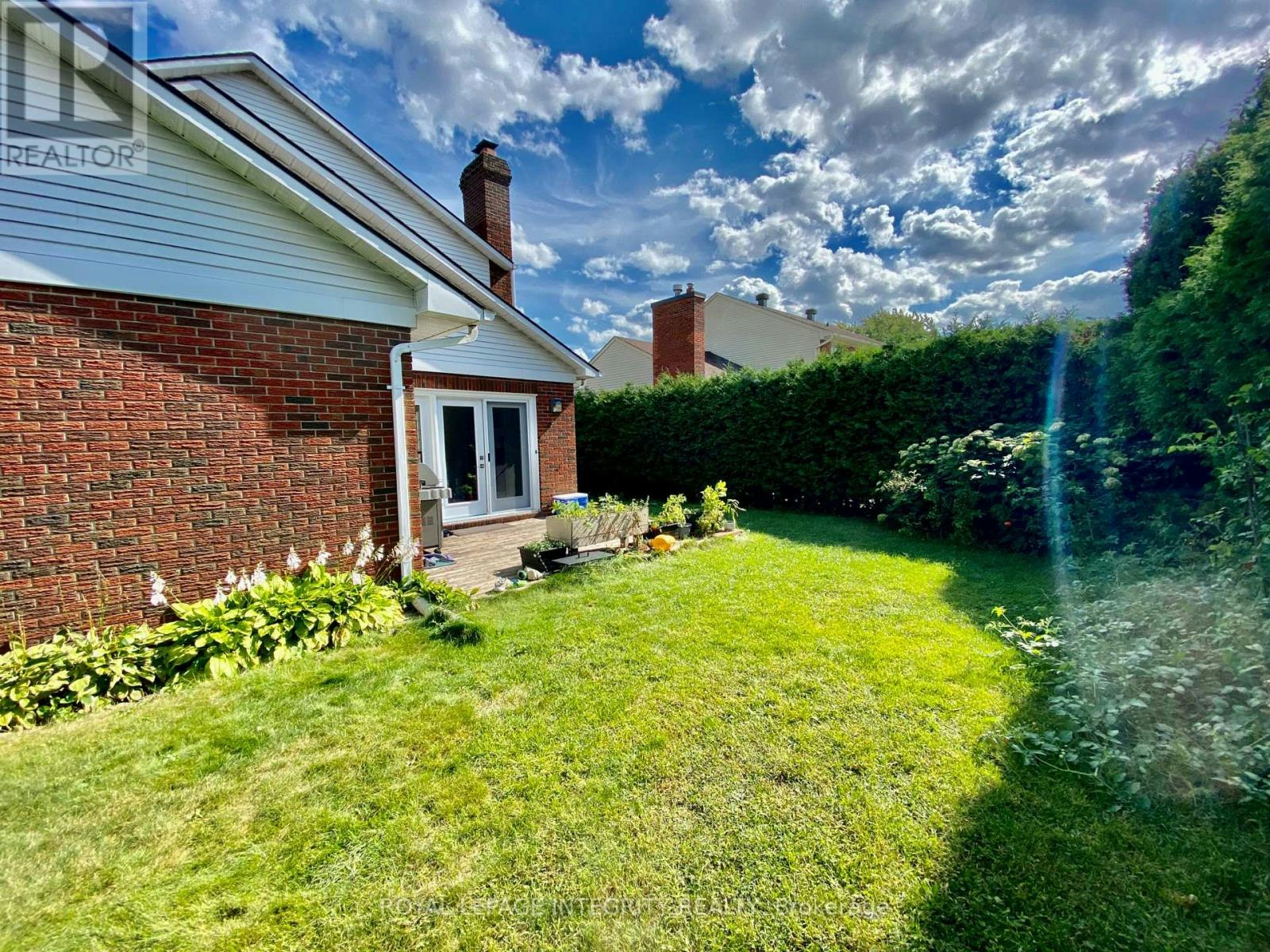 2 Tunbridge Court, Ottawa, ON, K2E 7J8 - 35