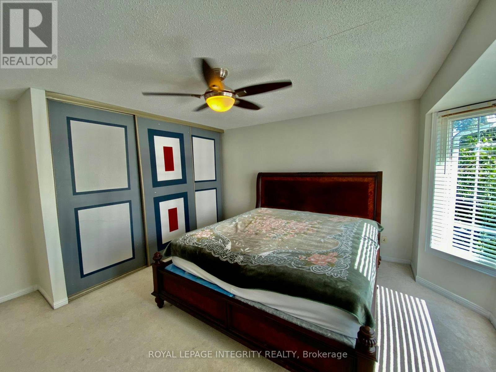 2 Tunbridge Court, Ottawa, ON, K2E 7J8 - 23
