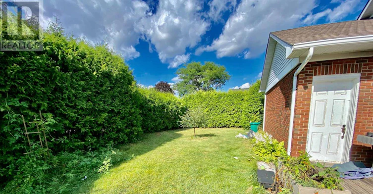 2 Tunbridge Court, Ottawa, ON, K2E 7J8 - 34