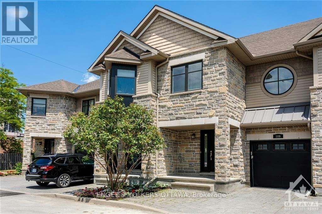 105 Montauk Private, Ottawa, ON, K2C 2B4