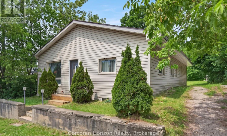 20 Parry Sound Road